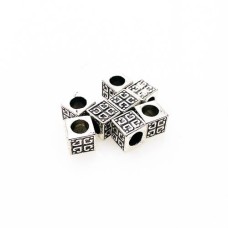 Entremeio Quadrado trabalhado 8 x 8 mm Prata Velho 8 unidades