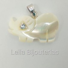 Pingente Elefante de Madrepérola 13x8mm 1 unidade