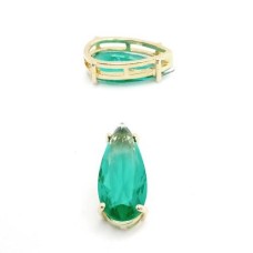 Entremeio Gota de Cristal Verde Jade 8x10x22mm Com Base Dourada 1 unidade