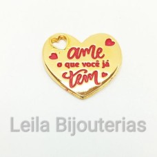 Pingente Coração Dourado 23x23mm Personalizado com Escrita Vermelha 2 Unidades